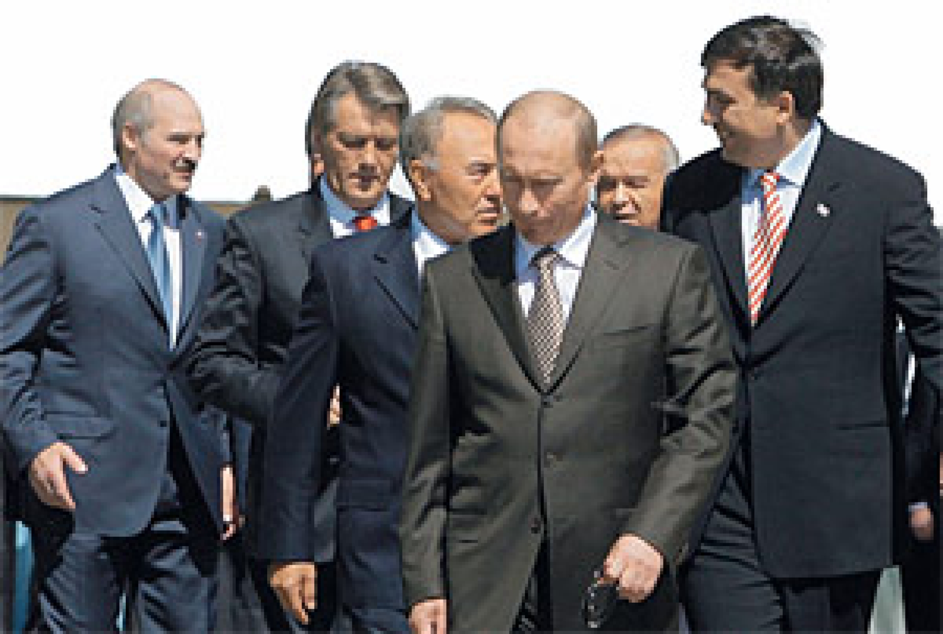 Путин прощается с СНГ