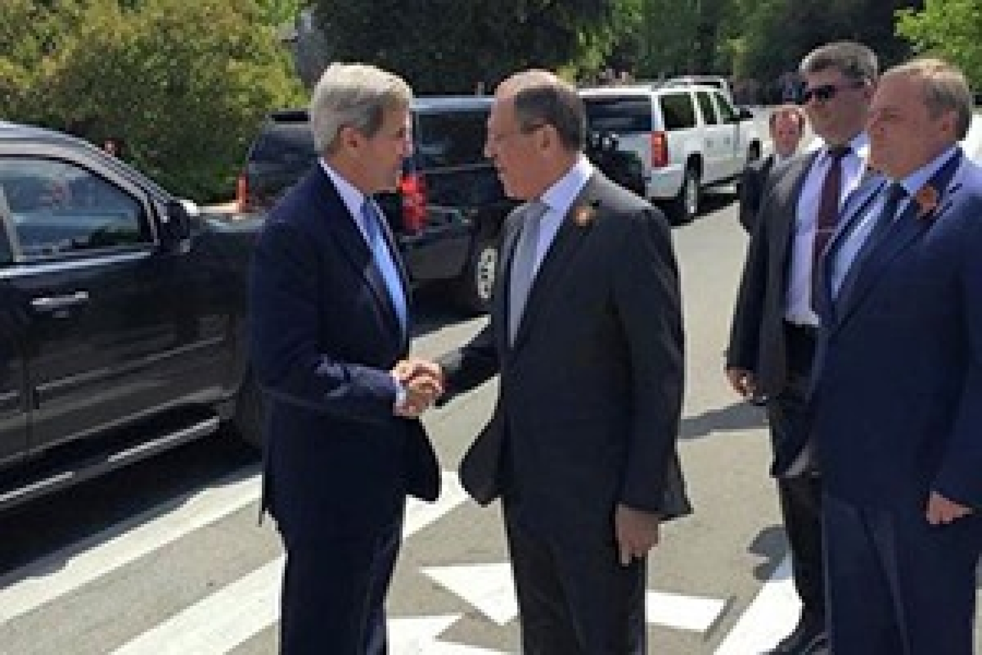 Лавров провёл "чудесную" встречу с Керри