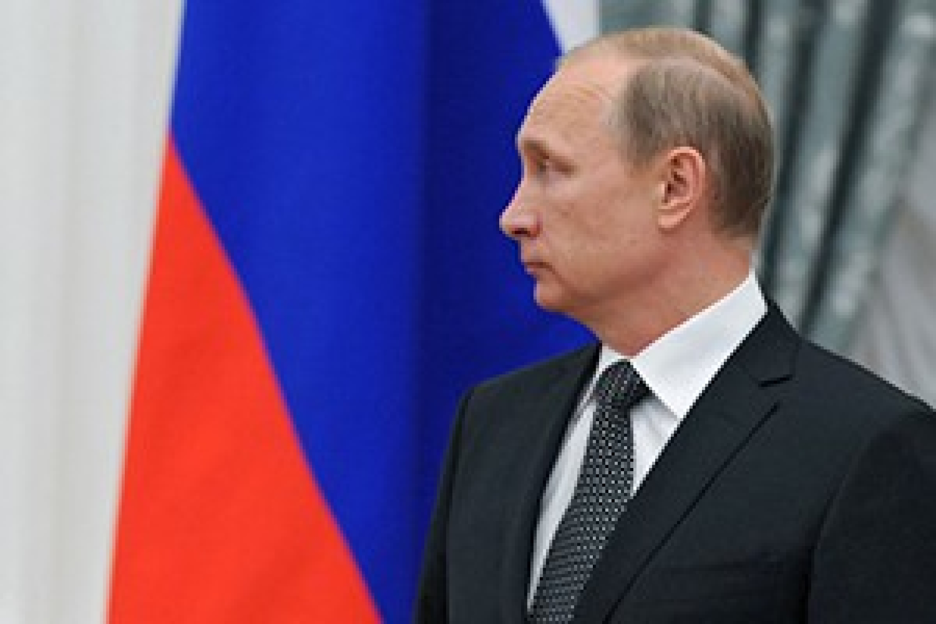 Путин назвал памятку по Крыму "обслуживанием интересов иностранных государств"
