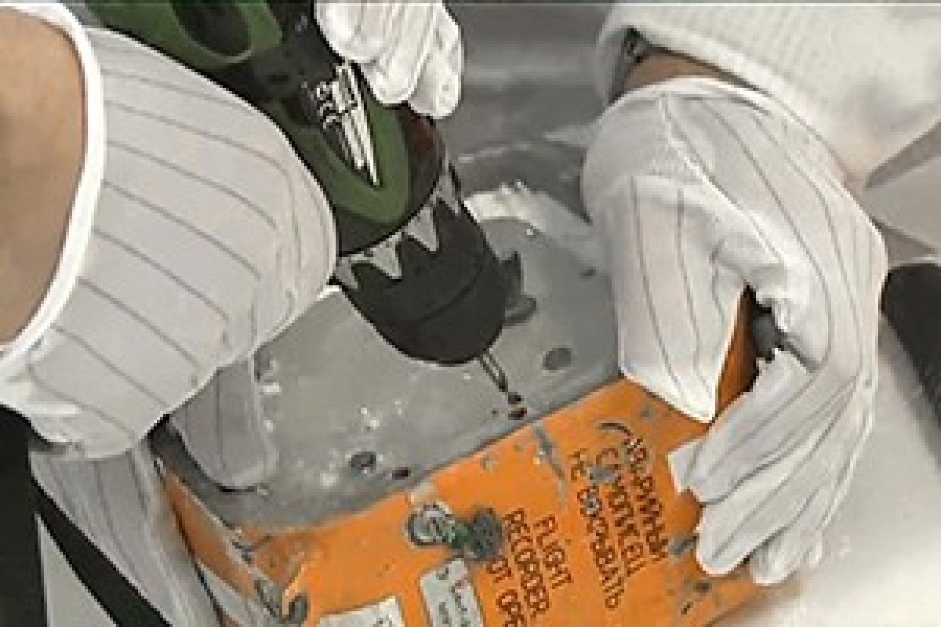 Специалисты приступили к расшифровке "чёрного ящика" Су-24
