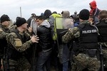 Граждане Нидерландов протестуют против приема беженцев