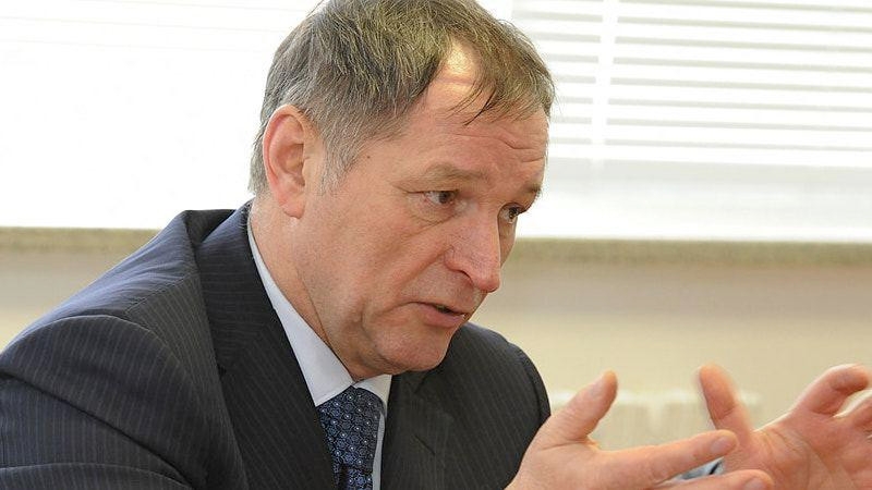За Струковым снова пришли?