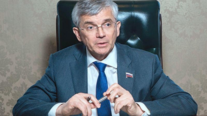 Вакцина Петрова "уколет" госбюджет