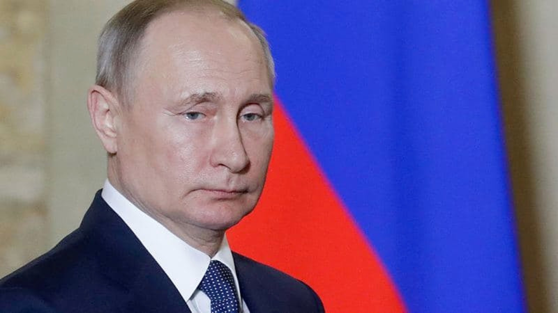 Путин призвал "не вешать судимость" за мелкие нарушения