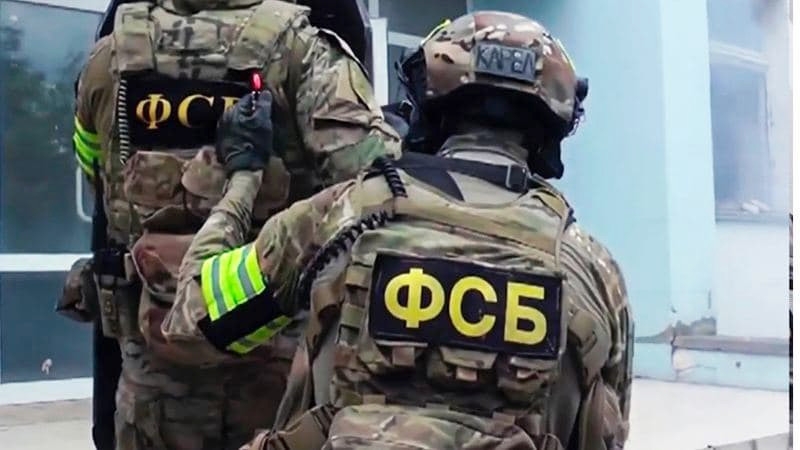 Смертник устроил взрыв у здания ФСБ