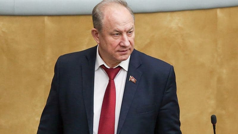 Кто "краснее": Рашкин против Афонина