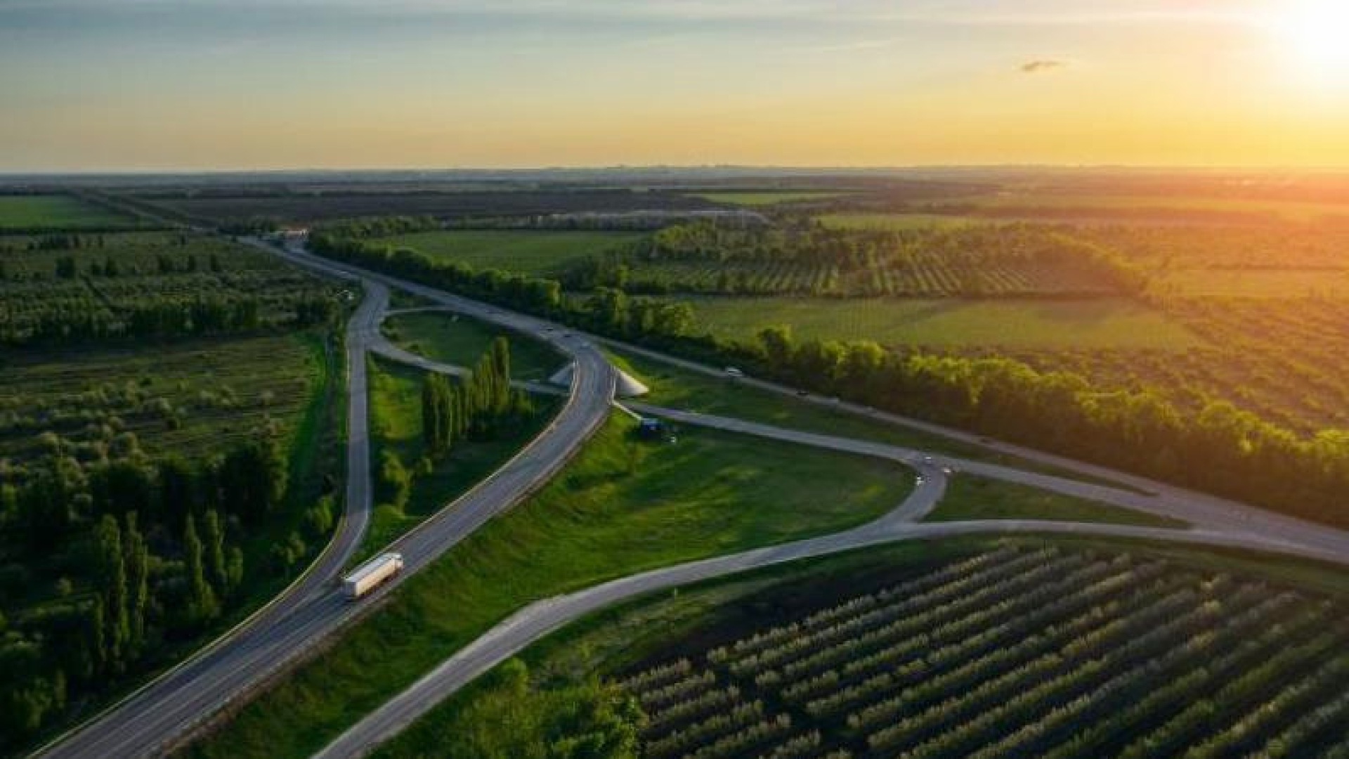 Европу заносит на "зеленом повороте"