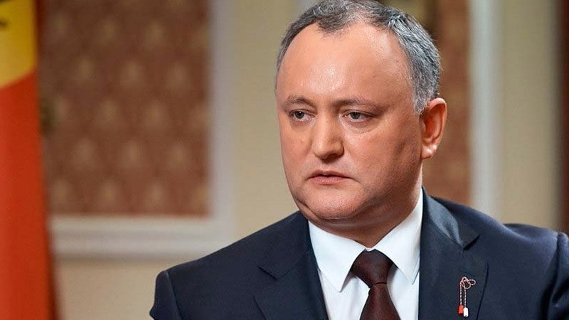 Додон скажет "нет" мандату депутата?