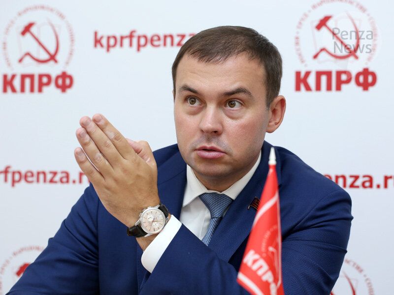 Пьяный лось Рашкину не товарищ