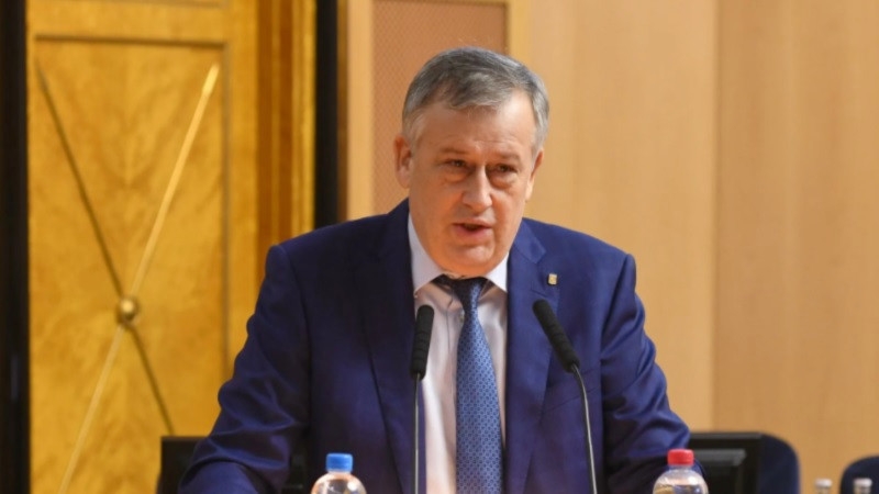 Реестр Дрозденко остался без Михеева
