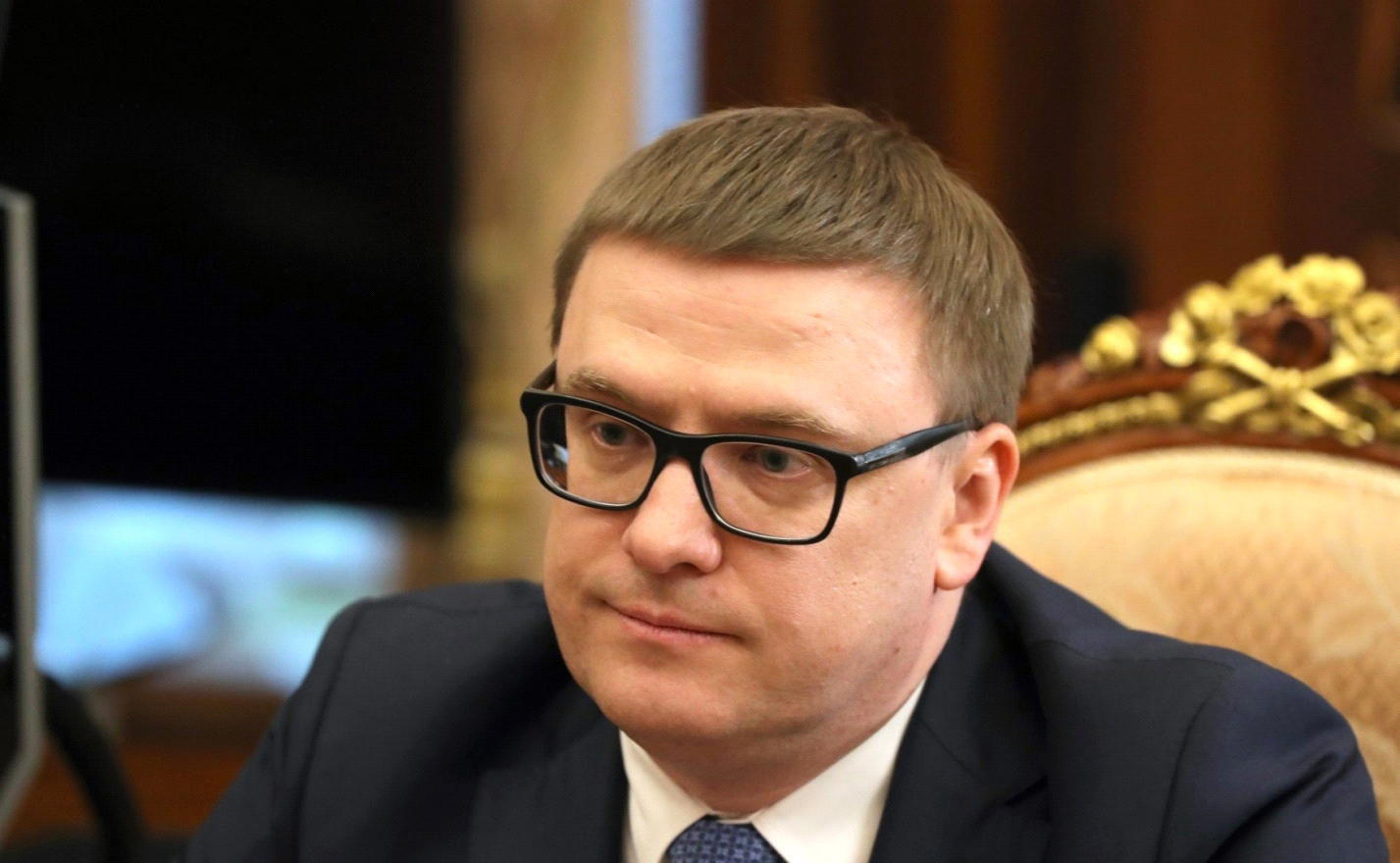 "Король" Лев: Текслер работает на интересы Гниденко?