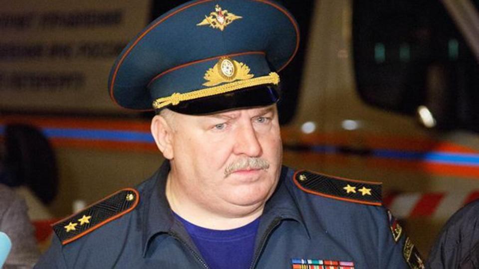 На всякий пожарный: бывший замминистра создал в МЧС свою финансовую империю На всякий пожарный: бывший замминистра создал в МЧС свою финансовую империю