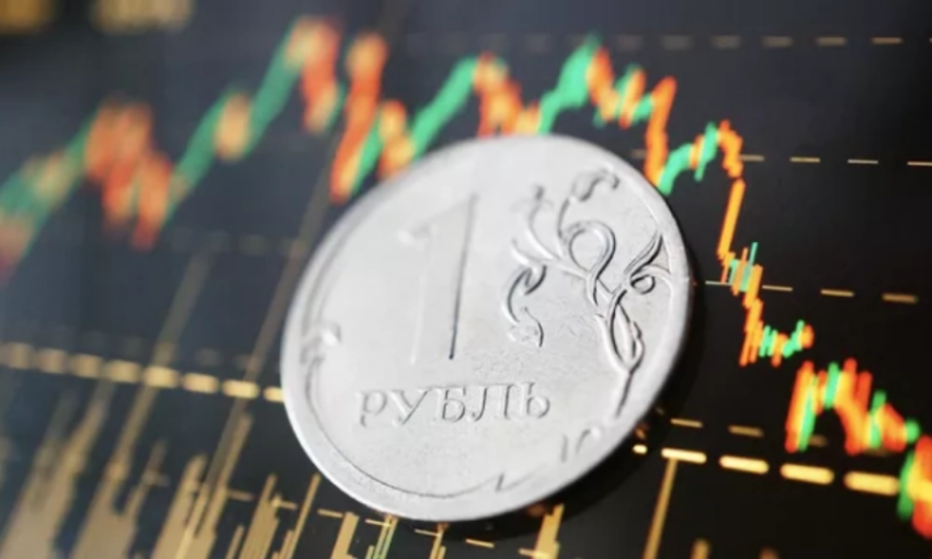 Путин отменил требование к экспортерам продавать 50% валютной выручки