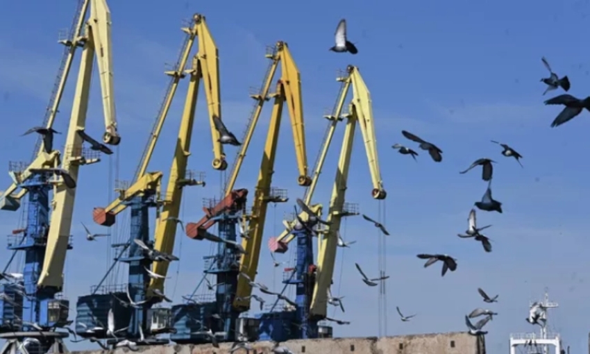 Херсонский морской порт возобновил работу
