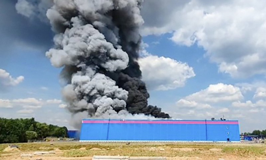 Число пострадавших при пожаре на складе интернет-магазина Ozon в Подмосковье выросло до 11 человек