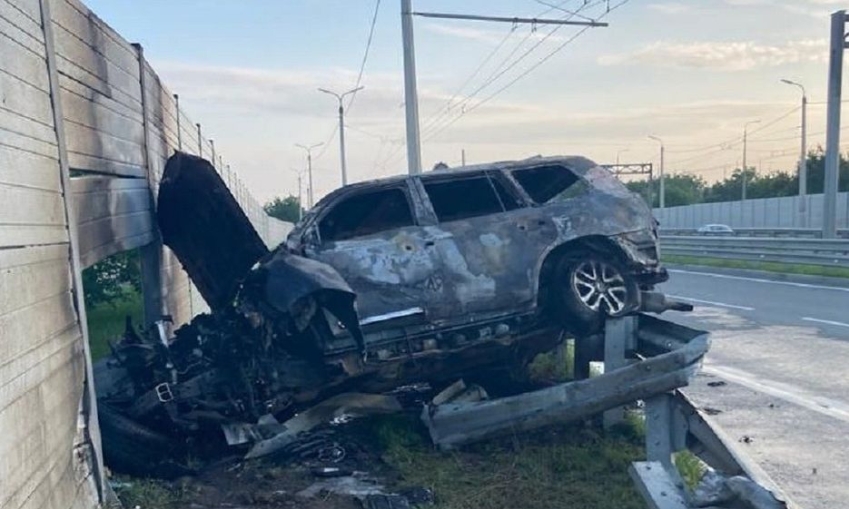 Помощник вице-премьера Запорожской области пострадал при взрыве автомобиля в Симферополе