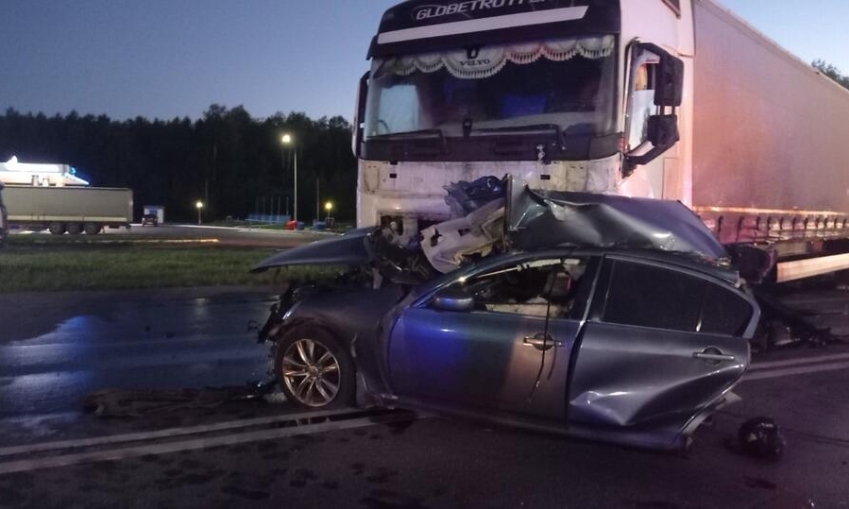 В Тюменской области в ДТП погибли пять человек