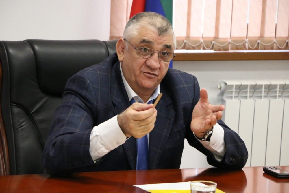 Золотая "кормушка" генерала Магомедова Золотая "кормушка" генерала Магомедова