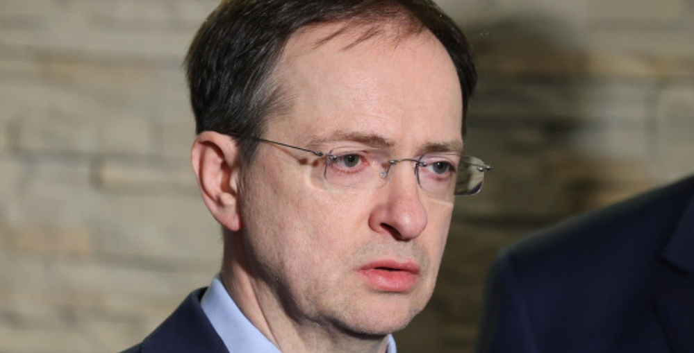 Мединский назвал новый учебник истории отражением политики государства