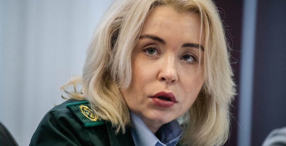 Света в Каннах: Радионова и семейный бизнес во Франции