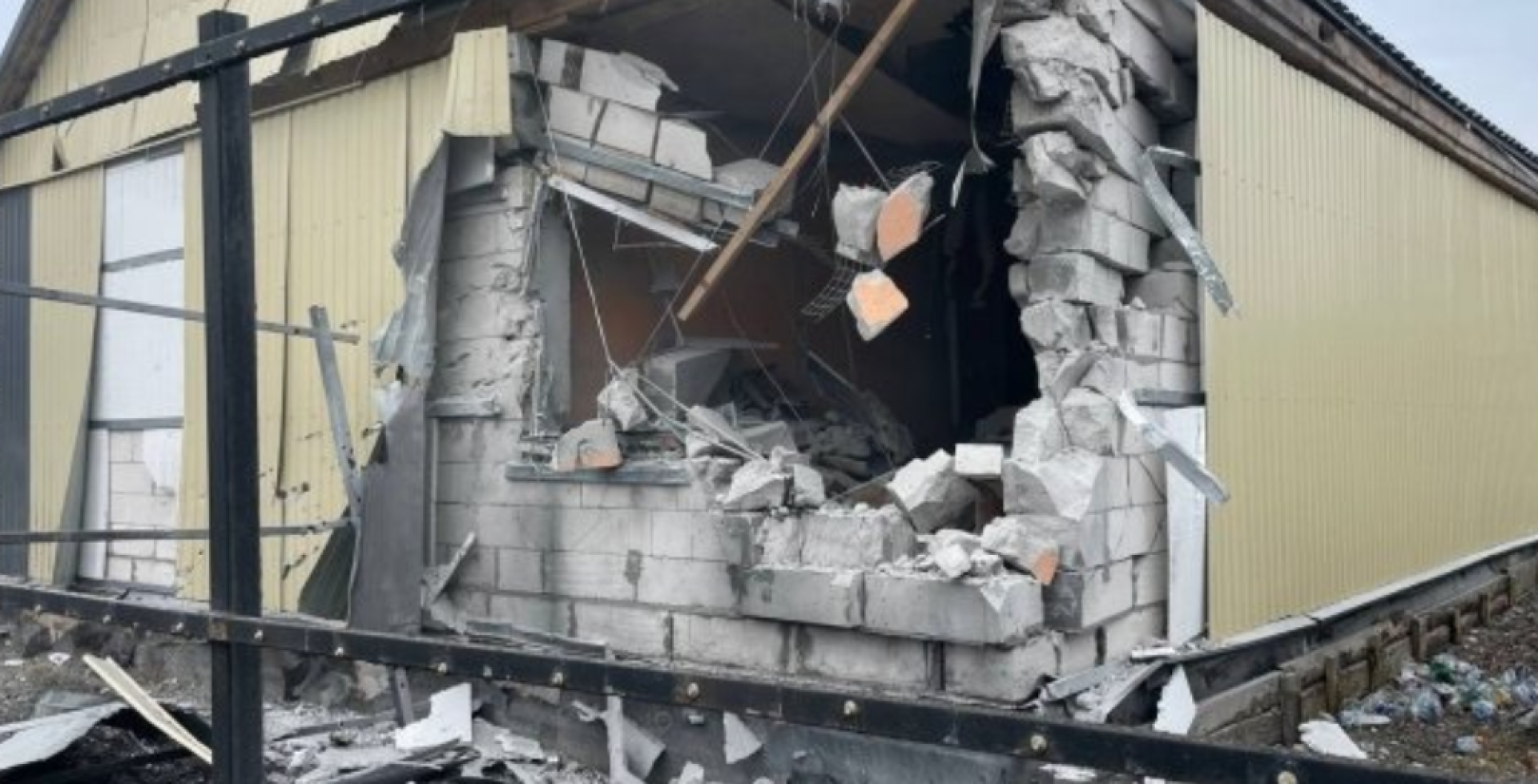 ВСУ обстреляли железнодорожную станцию Глушково в Курской области