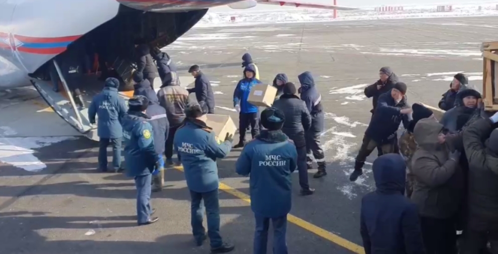 Спецборт МЧС Новосибирской области направился в Тыву