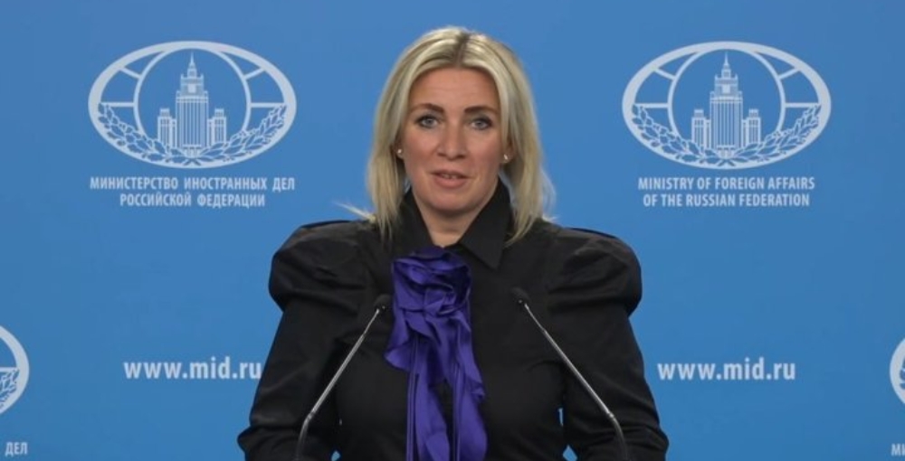 Сотрудницу МИД РФ сутки продержали в приграничной зоне аэропорта во Франции