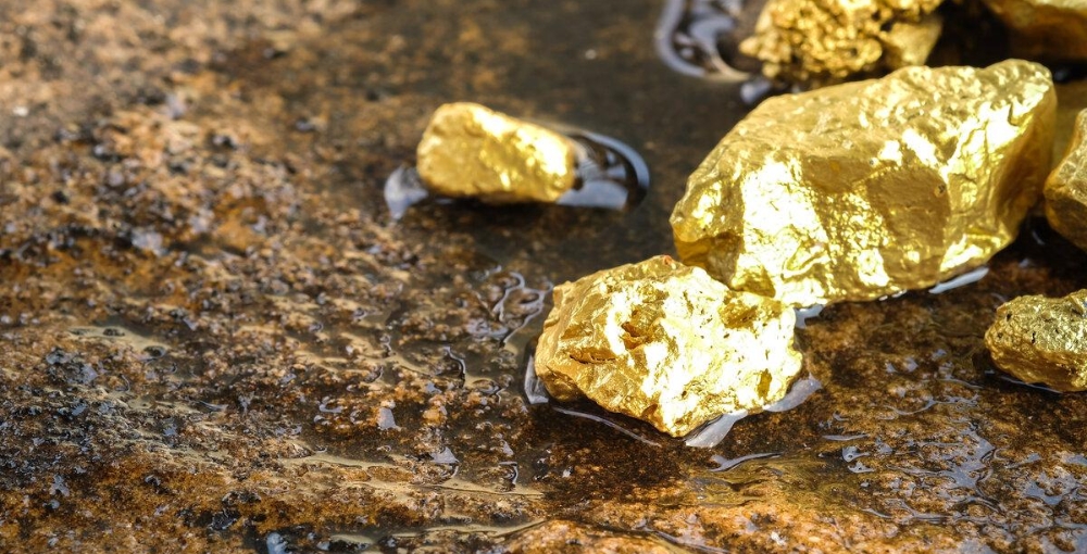 Стоимость фьючерса на золото достигла нового исторического максимума