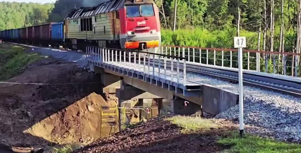 В Курской области восстановлен разрушенный путепровод