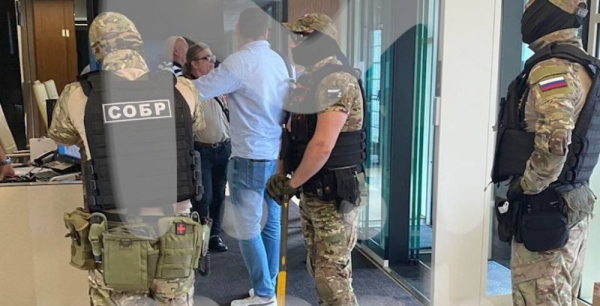 Миллиардер Рахман Халилов скрылся от российских силовиков в Баку?