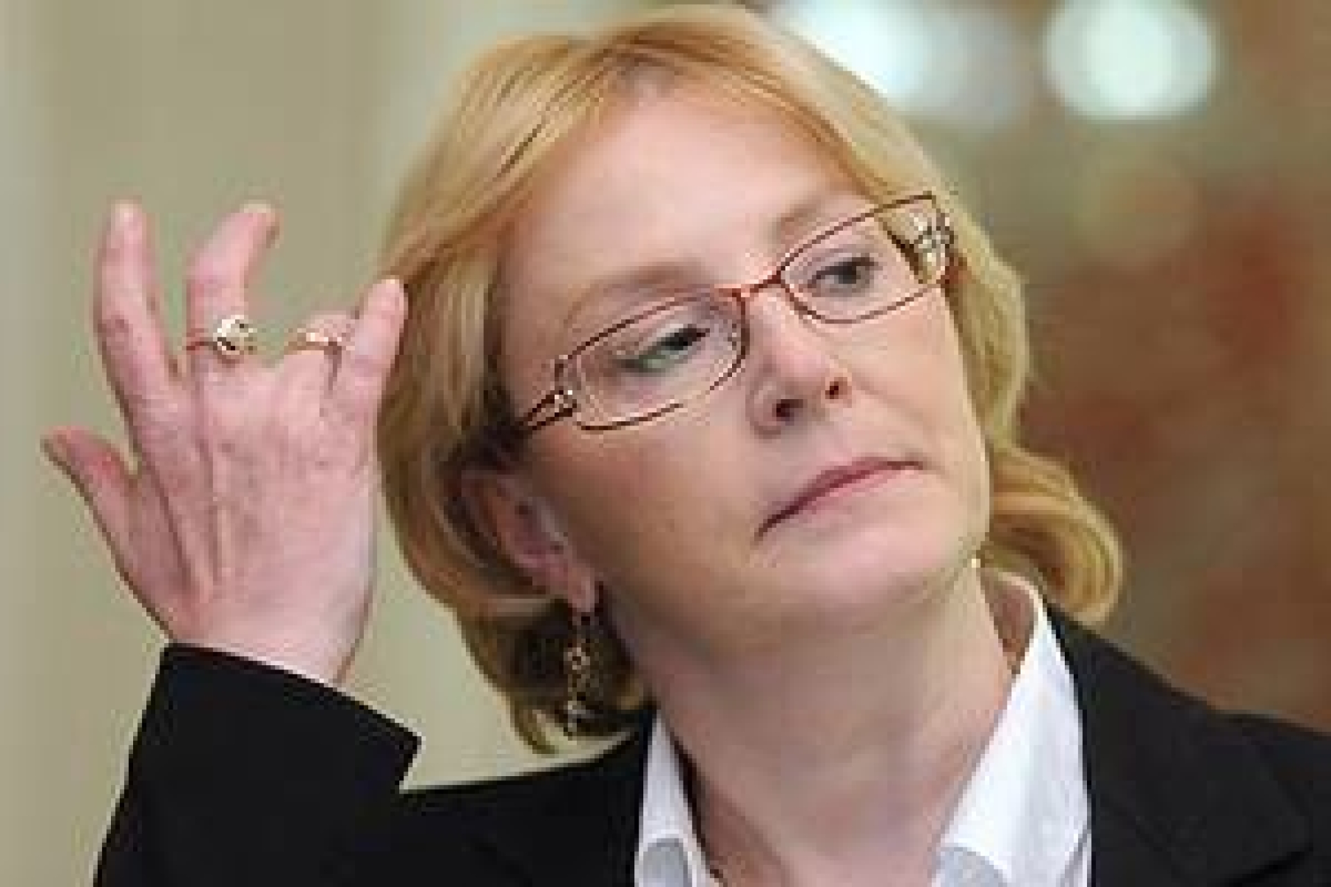 В Минздраве не только лечат, но и "пилят"?